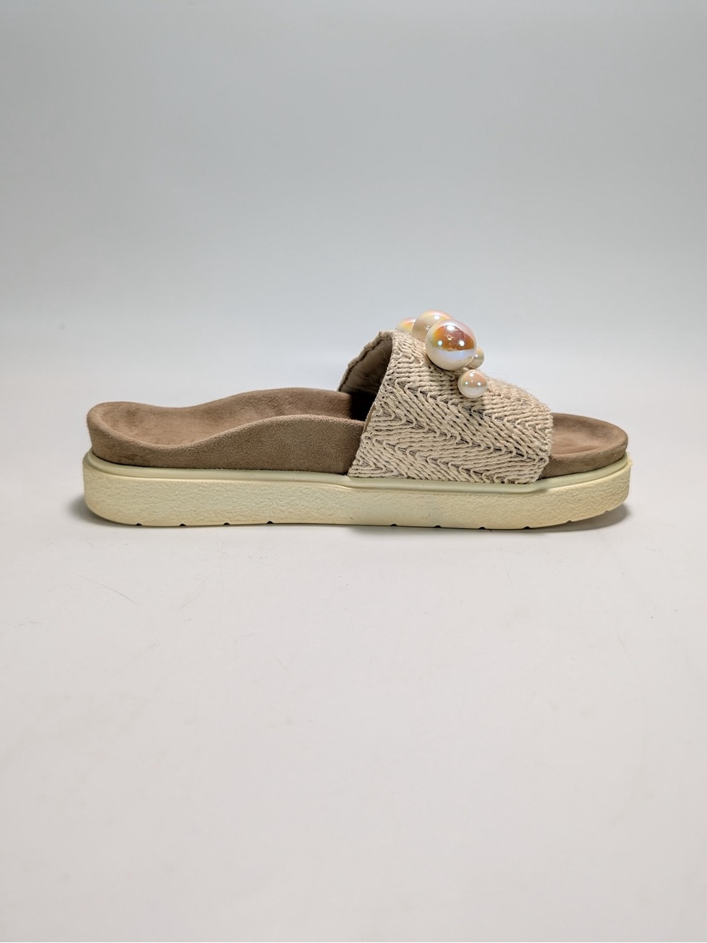 Inuikii Raffia Pearl Slides - Picture 6 of 10